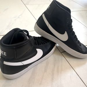 Women’s Nike High Top Blazers